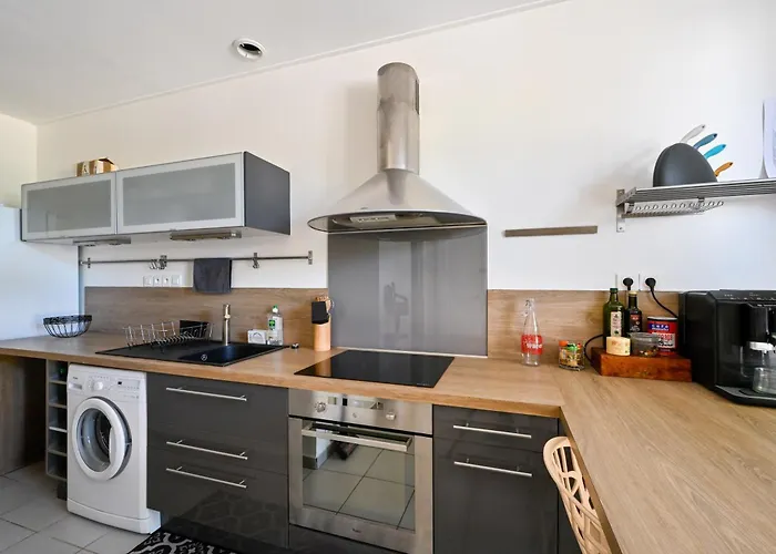 Keranam - Centre Du Appartement *